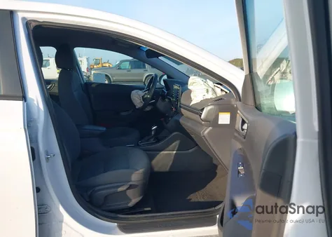 2020 Hyundai Ioniq Hybrid Blue from USA, damaged, VIN KMHC65LC7LU238841